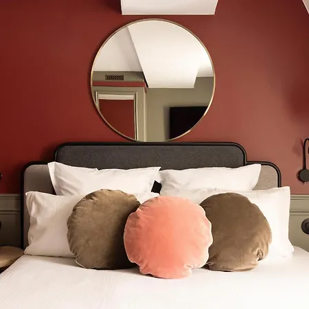 La Dependance 3* Paris