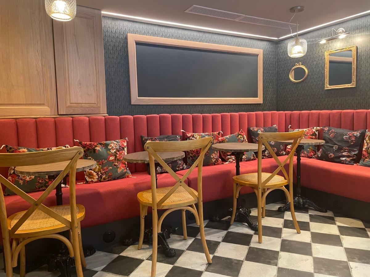 Hotel La Dependance Paris