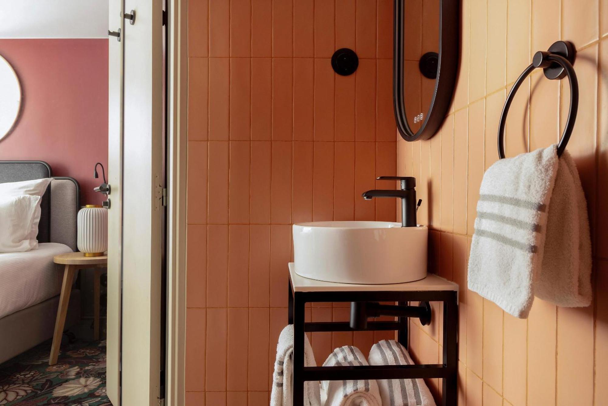 La Dépendance Parigi