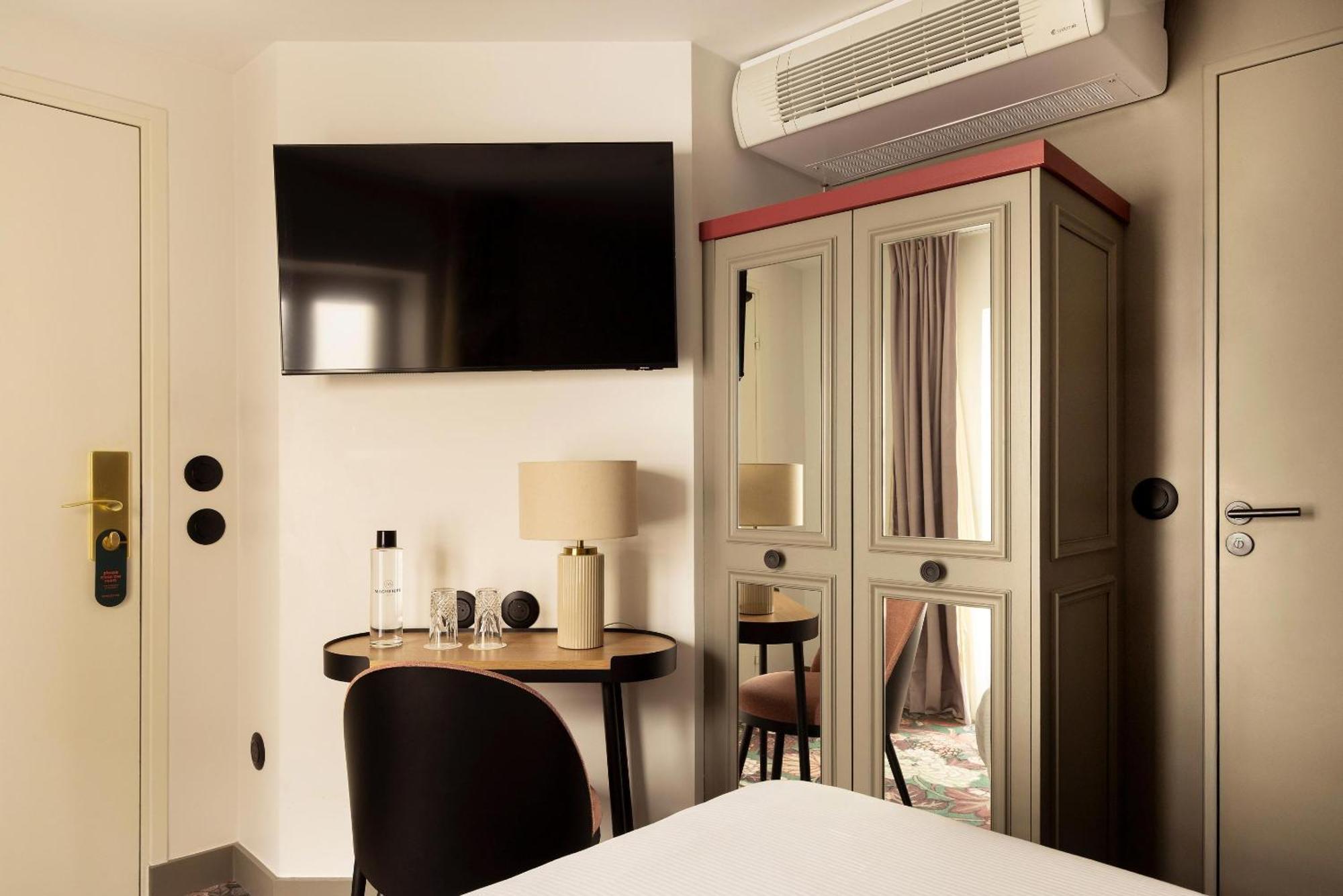 Hotel La Dependance 3*
